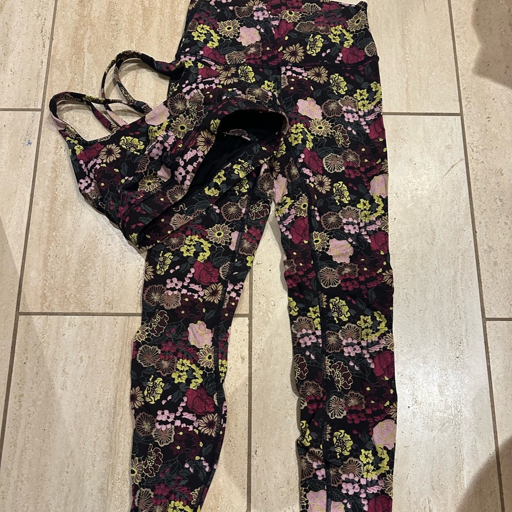 Lululemon wunder under leggingsg and bra set sz 4